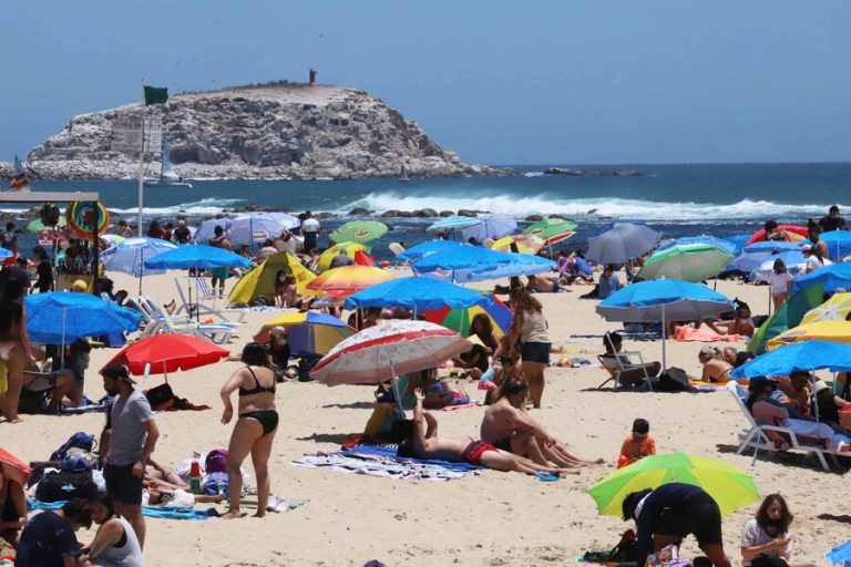 COVID-19: Gobierno anuncia nueva estrategia de testeos en balnearios