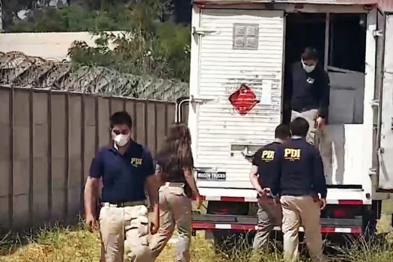 Robaron $50 millones en cigarros tras violento asalto a camión en plena autopista