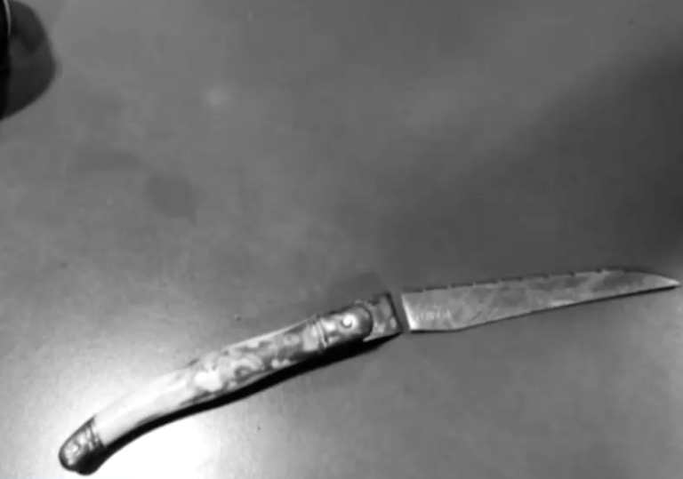 Guardia de Metro fue agredido con un cuchillo por pasajero que se negó a salir cuando la estación estaba cerrada