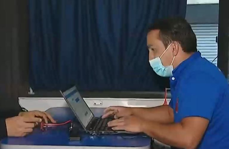 Registro Civil móvil: El operativo para facilitar trámites a adultos mayores