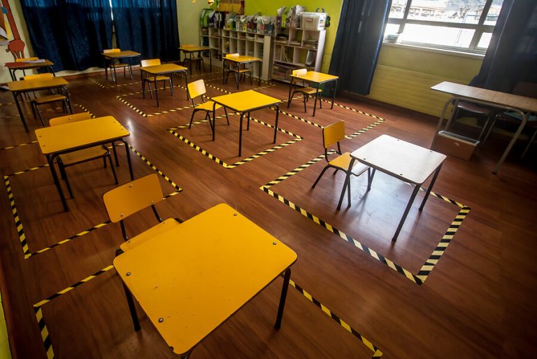 Seremi de Educación de Los Lagos: Retorno a clases será obligatorio y presencial según fase de la comuna