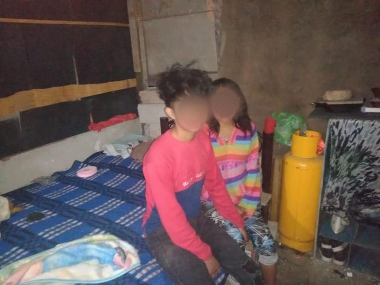 Niña de 12 años dio a luz a un bebé prematuro: Con su pareja adolescente armaron un precario hogar