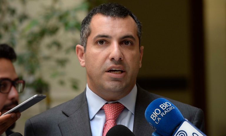 Aceptan candidatura a alcalde de Gustavo Hasbún, investigado por caso de corrupción en el MOP