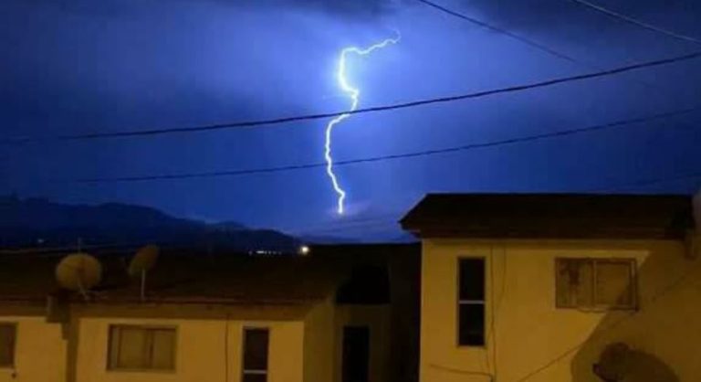 Sorpresa en Vallenar: ¿Por qué amaneció con truenos y lluvia la provincia de Huasco?