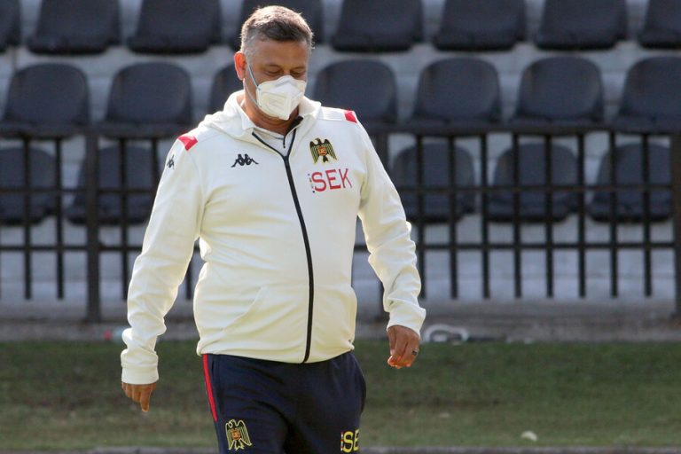 Unión Española despidió a Ronald Fuentes y todo su cuerpo técnico