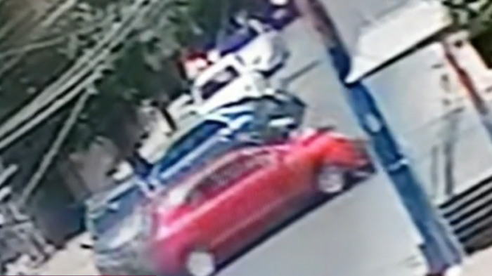 Habría estado bajo el efecto del alcohol: Hombre chocó un auto, produjo una muerte y huyó del lugar