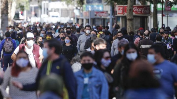 Más de 4 mil contagios por día: Expertos analizan la crítica situación de Covid-19 del país