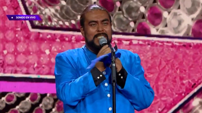 Sensualidad total: La impresionante interpretación de Barry White