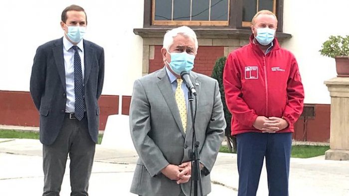 ”Las cifras son bastante alentadoras”: Ministro Paris sobre posible retroceso a cuarentena en la Región Metropolitana