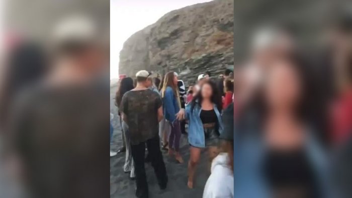 Denuncian fiesta clandestina en plena playa de Pichilemu durante fin de semana