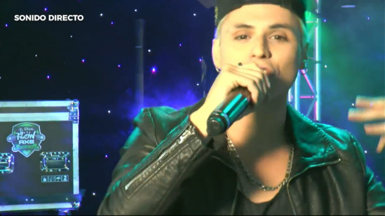 Un estilo particular: Apolo Star lo dio todo en el escenario de El Gran Flow Axe