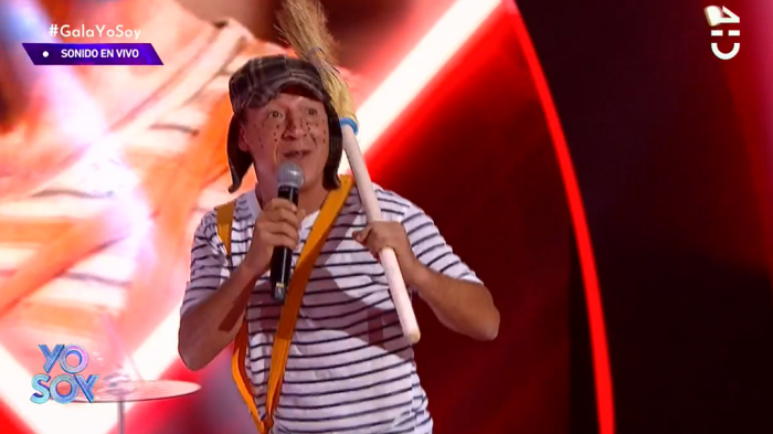 Con una bonita vecindad Chespirito se despidió emocionado de la competencia