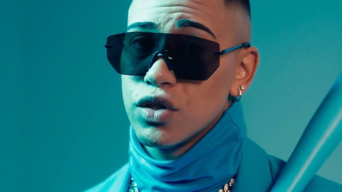 Cantante Tommy Boysen fue detenido por conducir sin licencia de conducir y portar permiso de circulación falso