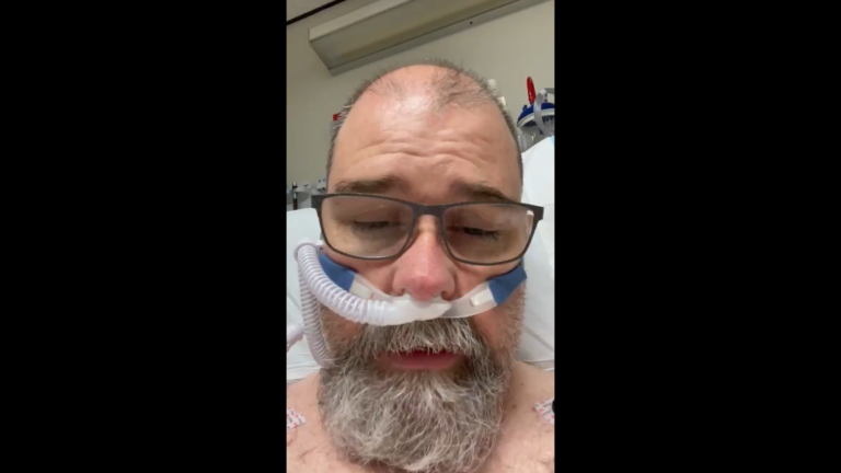 Negacionista arrepentido quedó internado: Ahora hace videos advirtiendo lo grave del COVID-19