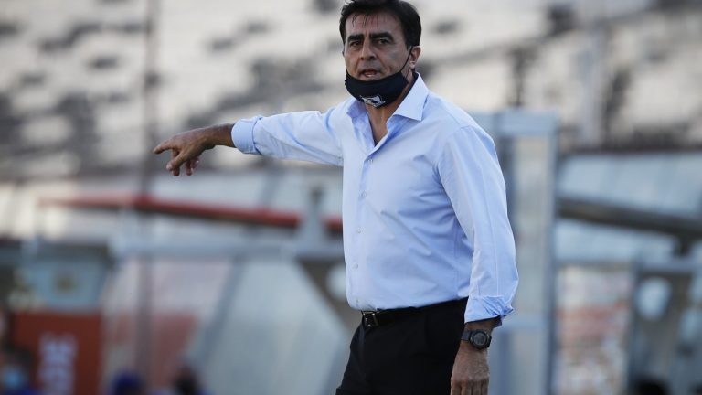 Gustavo Quinteros aspira a ganar el próximo duelo de Colo Colo: 