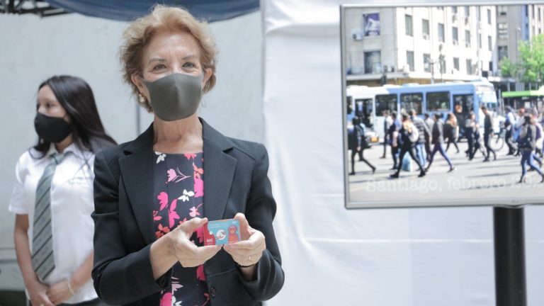 ¿En qué consiste y qué funcionalidades trae la nueva tarjeta Bip! inspirada en el COVID-19?