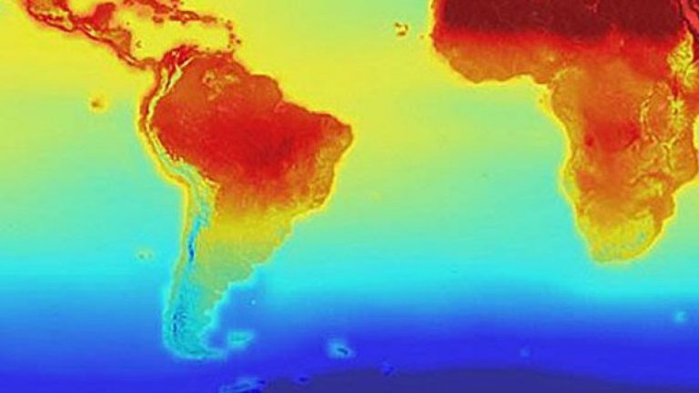 Olas de calor, lluvias cordilleras y frío costero: ¿Qué le pasa al tiempo este verano?