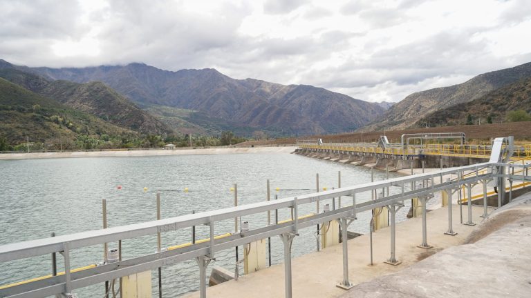 MOP asegura que los mega estanques tienen 