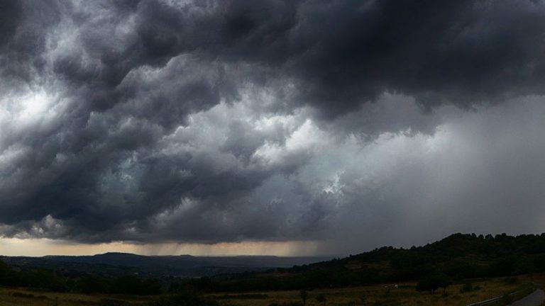 Conoce los ríos atmosféricos: Advierten de lluvias con isoterma 0 alta en el centro-sur