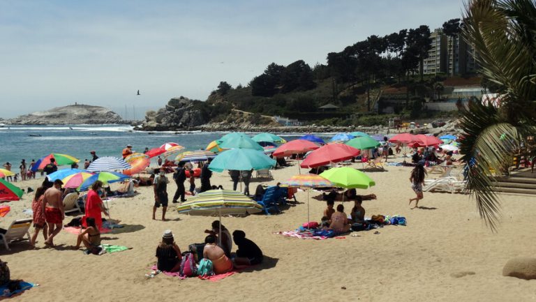 Pulso Ciudadano: 59,9% no está de acuerdo con los permisos de vacaciones