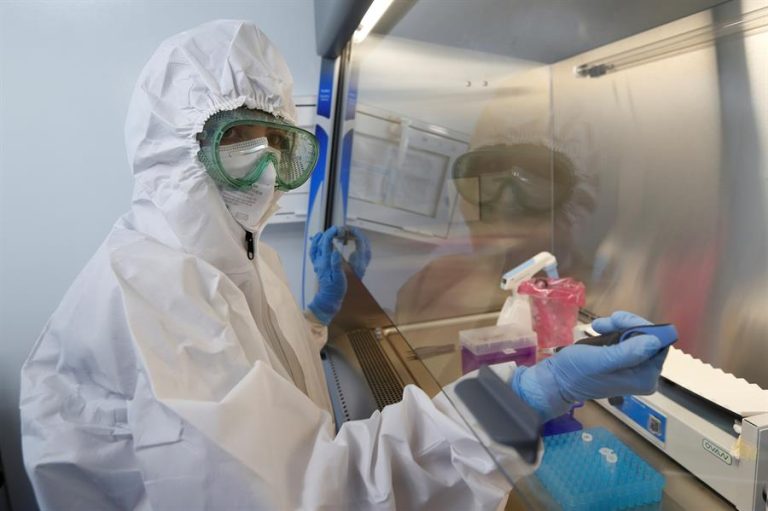 Analizan posible nueva variante del coronavirus en México