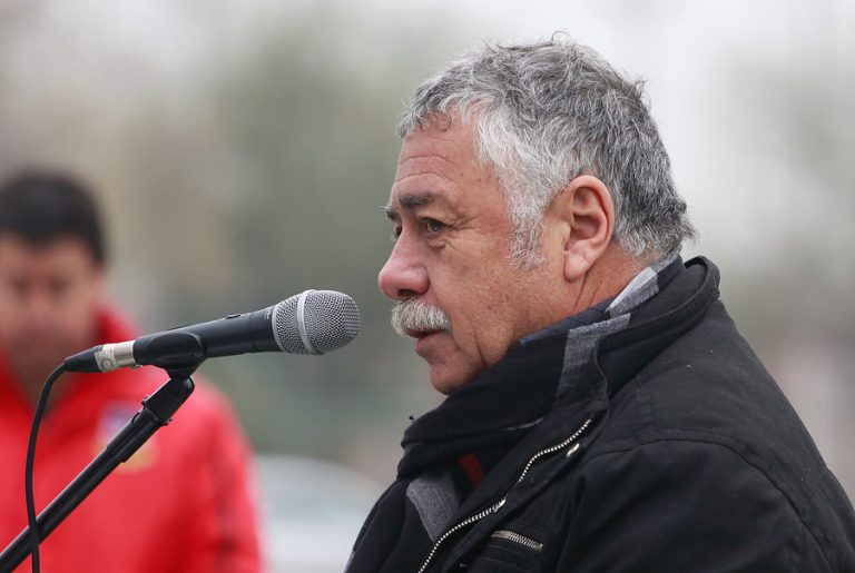 La pena de Caszely por la muerte de Mario Osbén: 