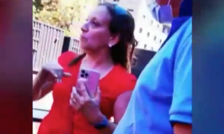 Invirtieron $150 millones: Denuncian engaño de ex funcionaria municipal imputada por falsificación