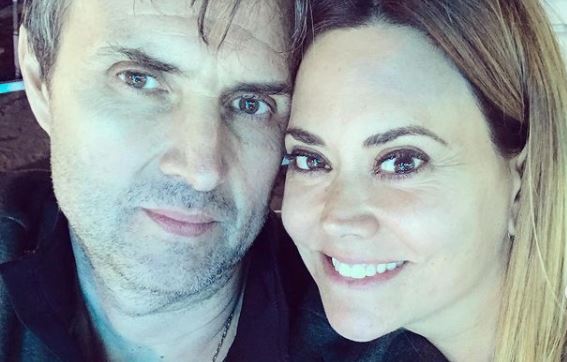 Daniella Campos y su marido fueron formalizados por violencia intrafamiliar: Quedaron con medidas cautelares