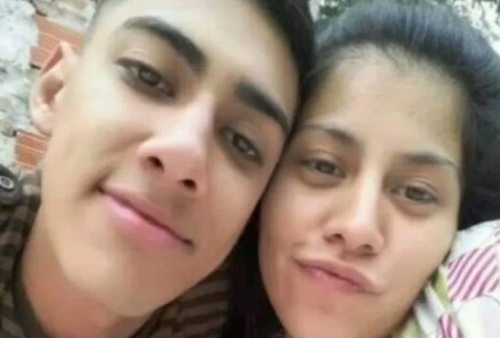Mujer mató a su novio de una puñalada en el corazón en plena calle