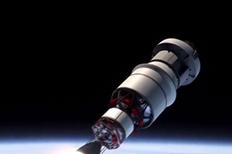 Nuevo hito: La luna tendrá su propia estación espacial gracias a empresa de Elon Musk