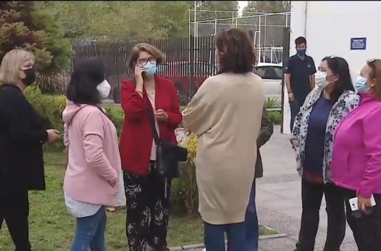 Familias de Puente Alto demandan a CGE por cortes de luz intermitentes y sin previo aviso