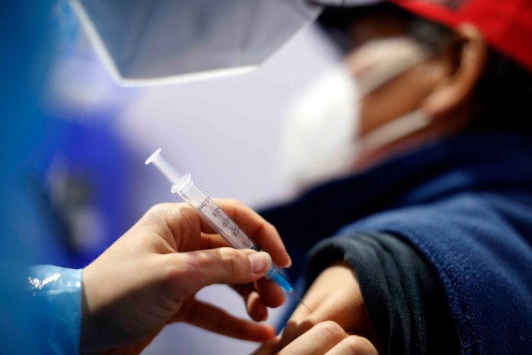 Más de dos millones de personas vacunadas: Así avanza el proceso de inoculación en Chile