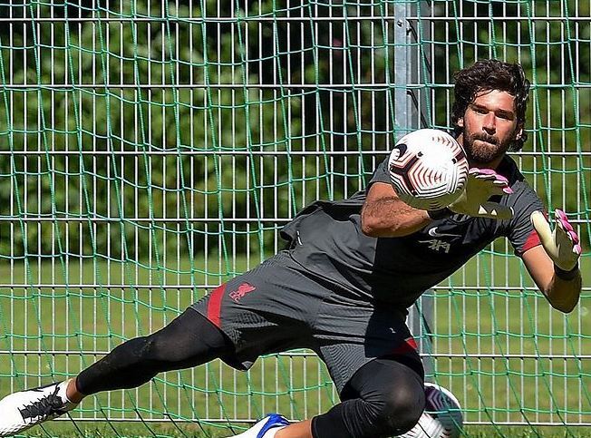 Encontraron muerto al padre del portero del Liverpool en una represa: Lo habían reportado desaparecido