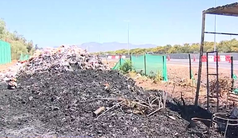 Incendio consumió cientos de peluches de la icónica animita de la 