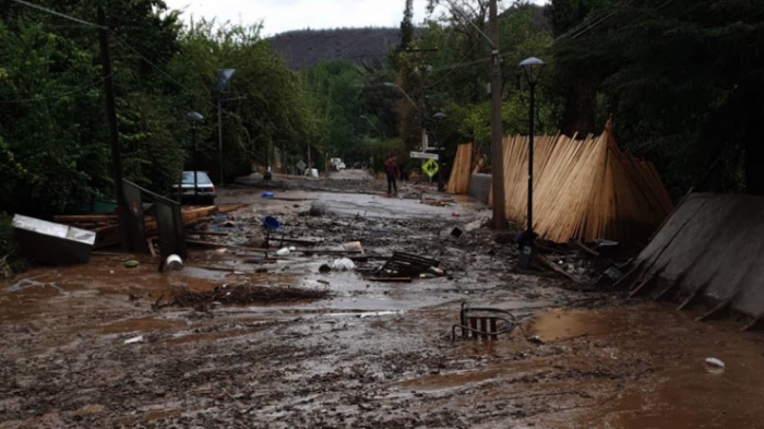 Sistema frontal deja más de 300 damnificados y 500 aislados en San José de Maipo