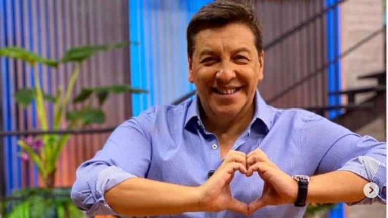 Una promesa cumplida: La celebración tardía de Julio César por el día del amor
