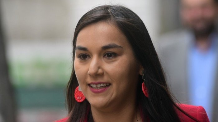 Ex presidenta Michelle Bachelet escribió columna sobre Izkia Siches: 