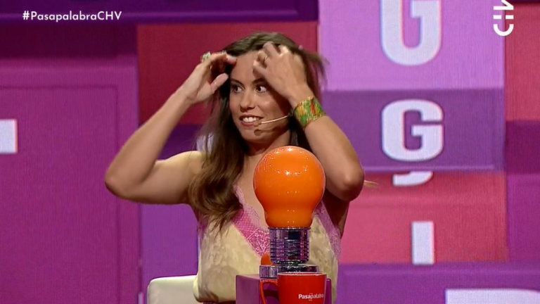 ¿Teniente Quello? Las divertidas respuestas de Antonia Santa María en la pista musical