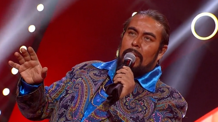 Imponente: Barry White impactó al jurado con una impecable presentación