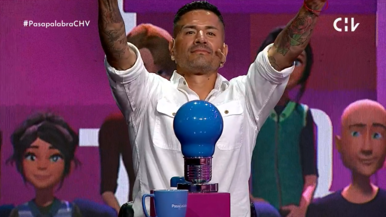 ¡Qué buen oído! Kike Acuña adivinó a la primera en la pista musical