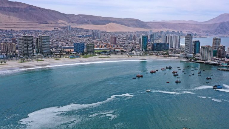 Distrito 2: Conoce cuáles son sus comunas, cupos y candidatos para la Convención Constitucional