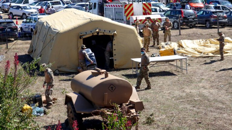 Caso de Tomás Bravo: Madre del pequeño se reunió con funcionarios policiales