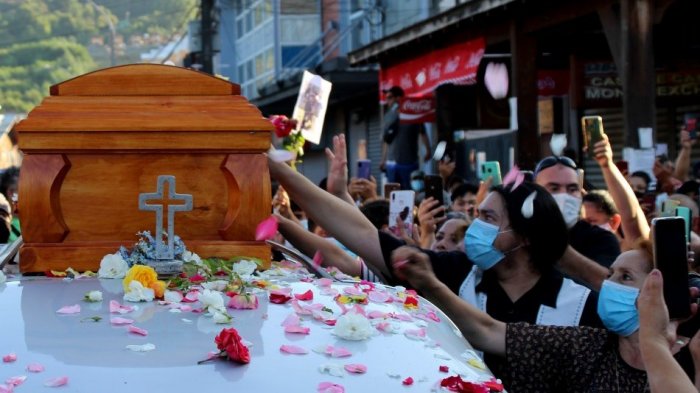 ¿Quién era Francisco Martínez? Revelan nuevos antecedentes sobre el malabarista muerto en Panguipulli