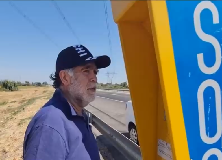 Estuvo 5 horas sin recibir ayuda: Denuncia que citófono de emergencia no funciona en autopista