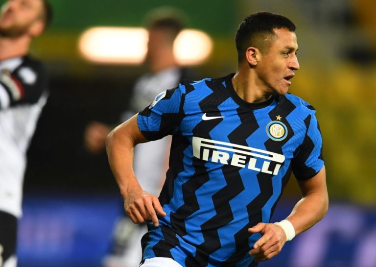 Fue figura: Con doblete de Alexis el Inter se impuso ante el Parma