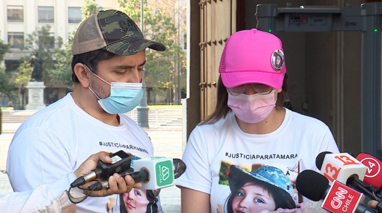 Padres de niña baleada en Huechuraba entregan carta a Piñera: 