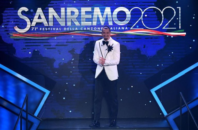 Partido Gay italiano acusó a Ibrahimovic de homofobia tras burlarse de cantante transgénero