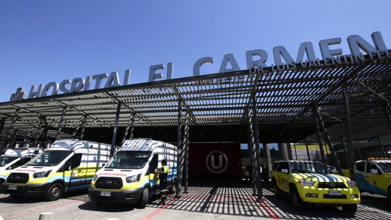 Hospital El Carmen de Maipú presenta crítica situación: Tiene todas sus camas y ventiladores ocupados