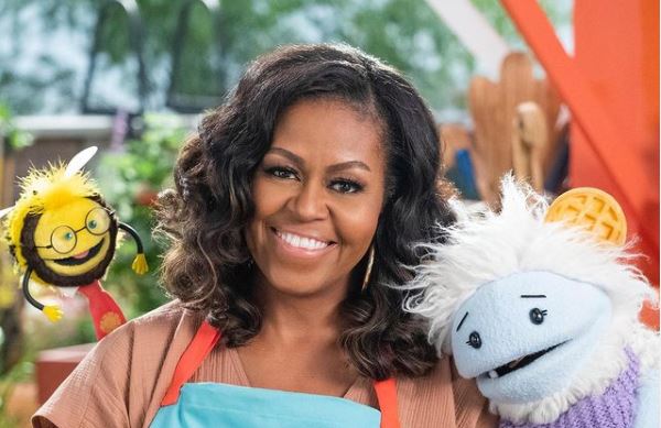 Michelle Obama apuesta por protagonizar serie infantil de marionetas y recetas de cocina
