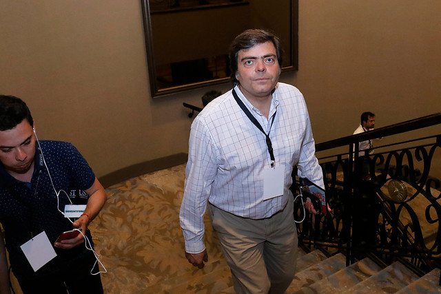 Cristián Barra acusa: 